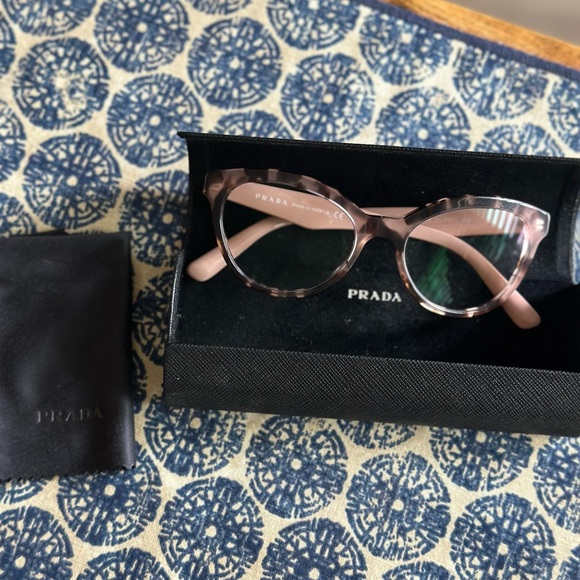 Prada PR 11RV Heritage Tortoise w/Pink - Picture 9 of 16